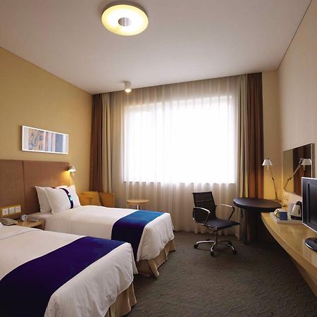 Holiday Inn Express Langfang New Chaoyang By Ihg Exterior photo